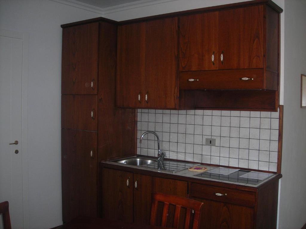 الشقق الفندقية مارينا دي غروسيتوفي  C.A.V. Residenza Prisco الغرفة الصورة
