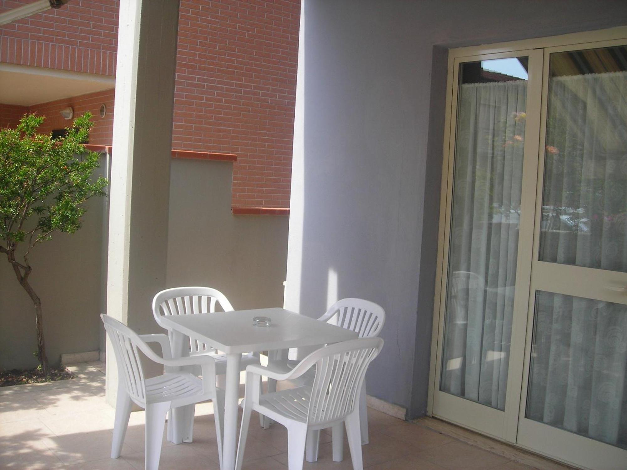 الشقق الفندقية مارينا دي غروسيتوفي  C.A.V. Residenza Prisco المظهر الخارجي الصورة